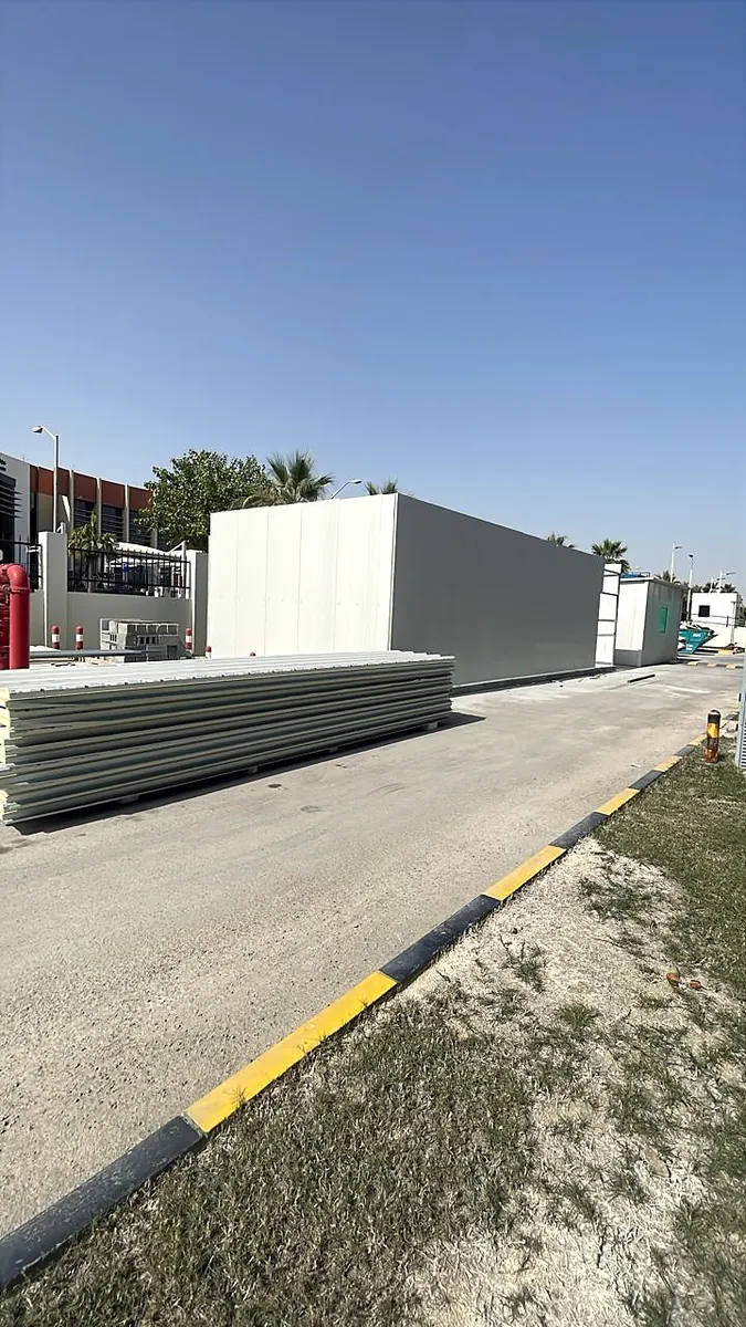 Sandwich-panel building under construction